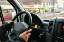 张掖货运信息部电话(张掖交警致全市客货运车驾驶员家属的一封信)