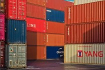 中韩国际物流快递投诉(中方正式收费，第一艘拒绝交钱的美国船舶出现，临时改道前往韩国)