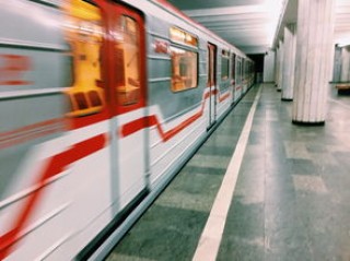 深圳到成都火车票(“宠”字号列车上线，成都相关的车次有这些，价格这样算→)