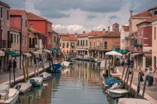 潍坊温州(潍坊VS温州：同为6000亿规模的城市，谁实力更胜一筹？)