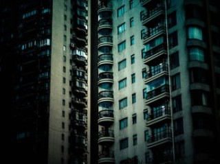 上海新增无症状降至1万以下(上海真有1万-平的房子？新政后刚需必看，3个坑别踩！)