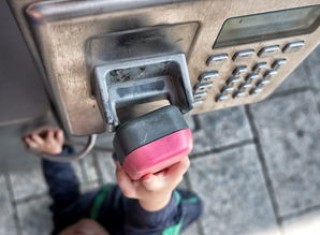 德邦电话(当心！快递单上这个小东西，可能“偷”走你的个人信息…)